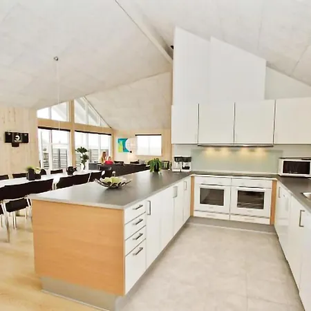 7 Bedroom Lovely In Dom wakacyjny *