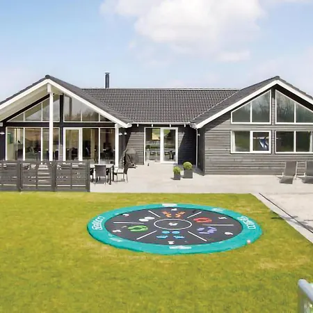 7 Bedroom Lovely In Dom wakacyjny